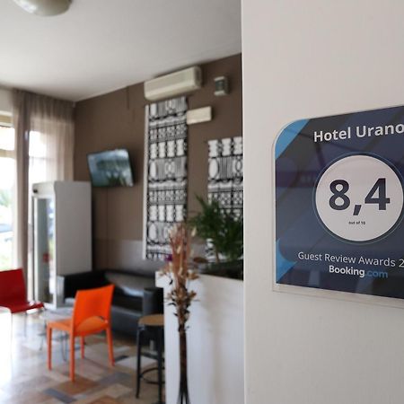 Hotel Urano กัตตอลิกา ภายนอก รูปภาพ