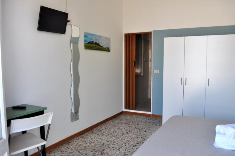 Hotel Urano กัตตอลิกา ภายนอก รูปภาพ
